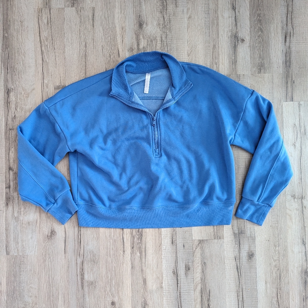 Fabletics Catarina Mock Neck Zip Pullover in Blue Cornflower, Medium - Picture 3 of 7